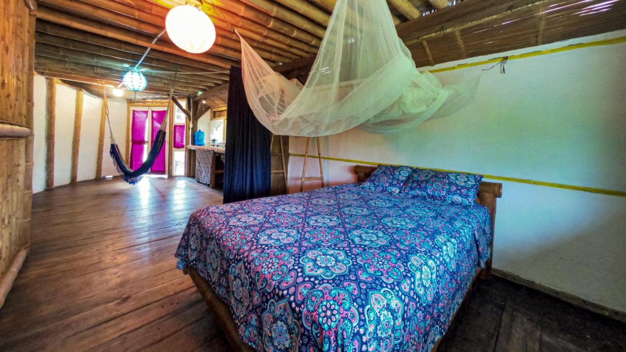 Raices Mompiche Otel Dış mekan fotoğraf